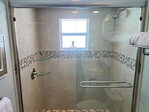 Hair dryer, towels - C03 - Feel the Sand, Forget the Stress (Sarasota)