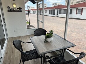 Outdoor dining - B04 - Your Oceanfront Oasis Awaits (Sarasota)
