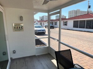 Terrace/patio - B05 - Relax. Refresh. Reconnect. (Sarasota)