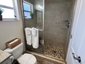 Hair dryer, towels - B10 -  Savor the Siesta Key Lifestyle (Sarasota)