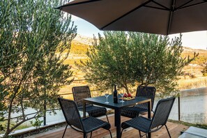 Outdoor dining - Villa Trilogia XXL (Omis)