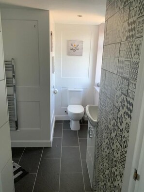 Bathroom - The Poachers (Stevenage)