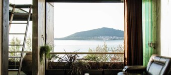 Luxury Waterfront Loft with Panoramic Views