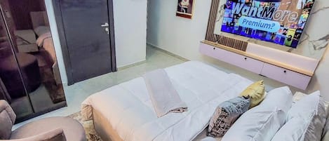 Economy Apartment, Balcony, City View