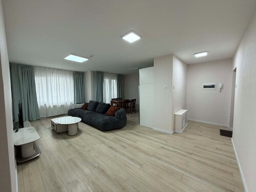 44 Prime Location 1BR | New Furniture