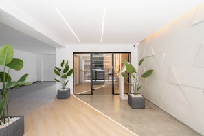Property entrance - The Edge Piraeus Luxury Residences (Piraeus)