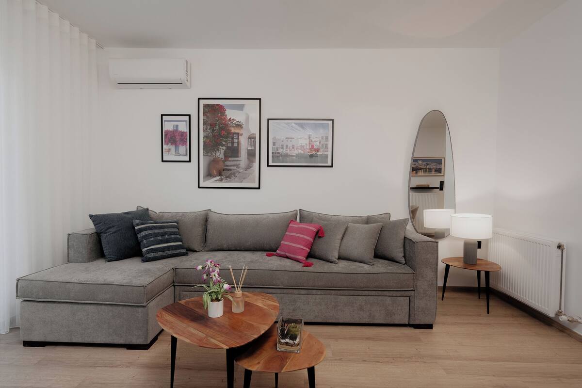 Superior Apartment | Living area | Smart TV