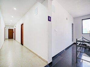 House | Interior - Townhouse Jeevan Bima Nagar HAL Road (Bengaluru)