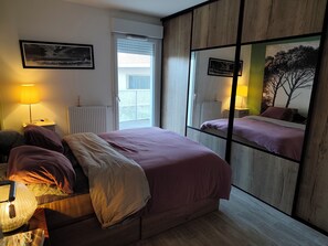 Room - Haven of peace with large terrace in Bayonne - Ideal Family (Bayonne)