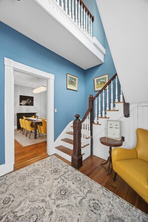 Interior - The Parsonage of Paris (Paris)