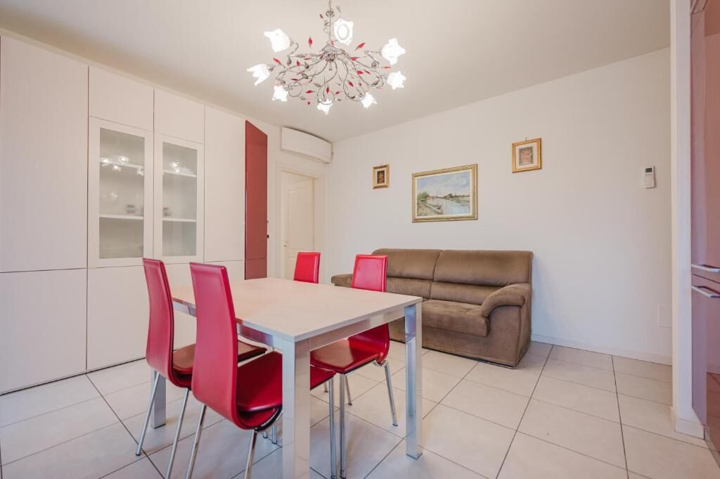 Appartamento, balcone, vista città | Ristoranti