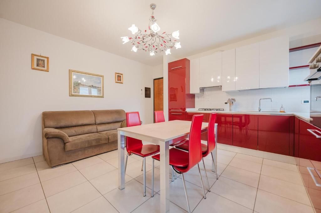 Apartamento, balcón, vistas a la ciudad | Restauración