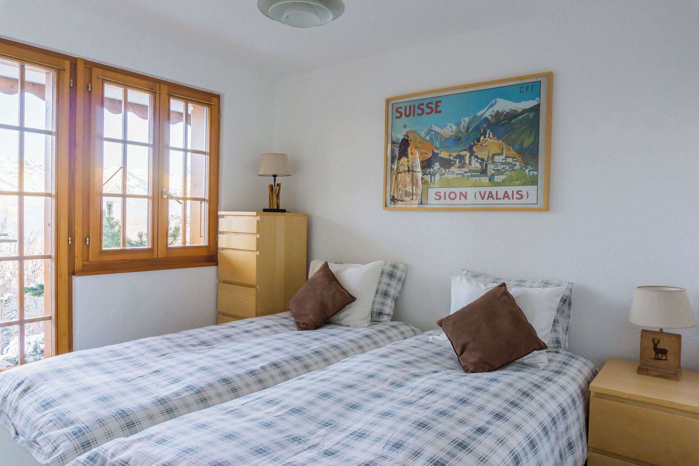 3 chambres, fer et planche à repasser, lit parapluie, Wi-Fi gratuit