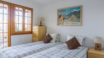 3 chambres, fer et planche Ă repasser, lit parapluie, Wi-Fi gratuit