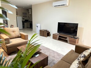 アパートメント 1 ベッドルーム ガーデン | リビング エリア