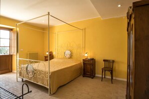 4 Schlafzimmer, Reisekinderbett, kostenloses WLAN