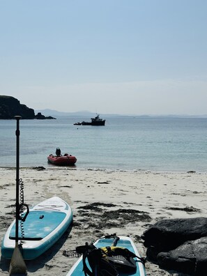 On the beach, sun loungers - Stunning, rugged luxury on Knoydart, private boat access, wild outdoors, unique (Mallaig)