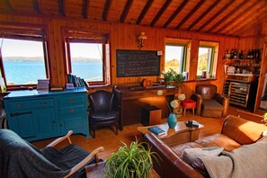 Interior - Stunning, rugged luxury on Knoydart, private boat access, wild outdoors, unique (Mallaig)