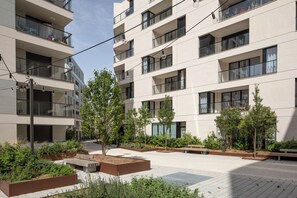 Front of property - Zenao Appart'hôtels Clichy (Clichy)