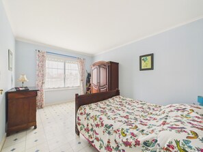 2 bedrooms - House for 6 people, 400m from the sea (La Bernerie-en-Retz)