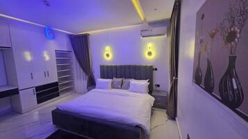 Deluxe Apartment, Balcony, City View