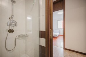 Bathtub, free toiletries, hair dryer, bidet - Ca' Nina - 15 min from Venice (Mestre)