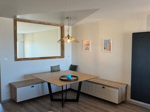 Dining - Charming apartment, sea view - 4 guests (Cabourg)
