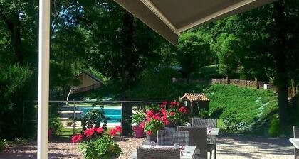 Chalet with Terrace, Sleeps 4, 2 Rooms