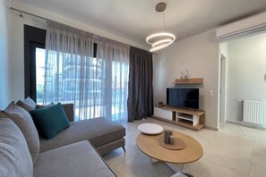 Living area - Athenean Oasis In Ellinikon-B1 (Elliniko)