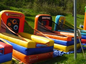 Children’s area - Spacious Mobile Home with Terrace - 6 Pers. (Rochechouart)