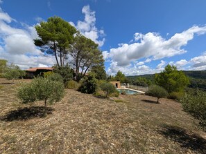 Property grounds - Provençal house, lake view - 8 guests (Esparron-de-Verdon)