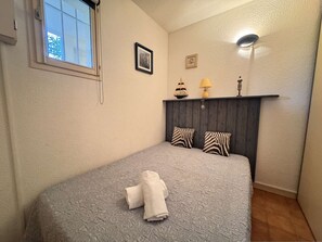 1 bedroom - Apartment with lake view - 4 guests (Six-Fours-les-Plages)