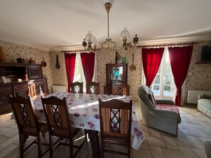 Dining - Charming house, pets allowed - 4 guests (La Guérinière)