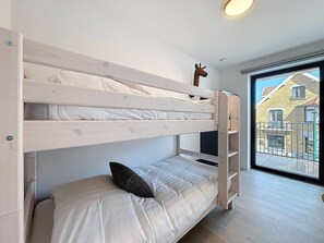 2 chambres, fer et planche à repasser, lit parapluie, Wi-Fi