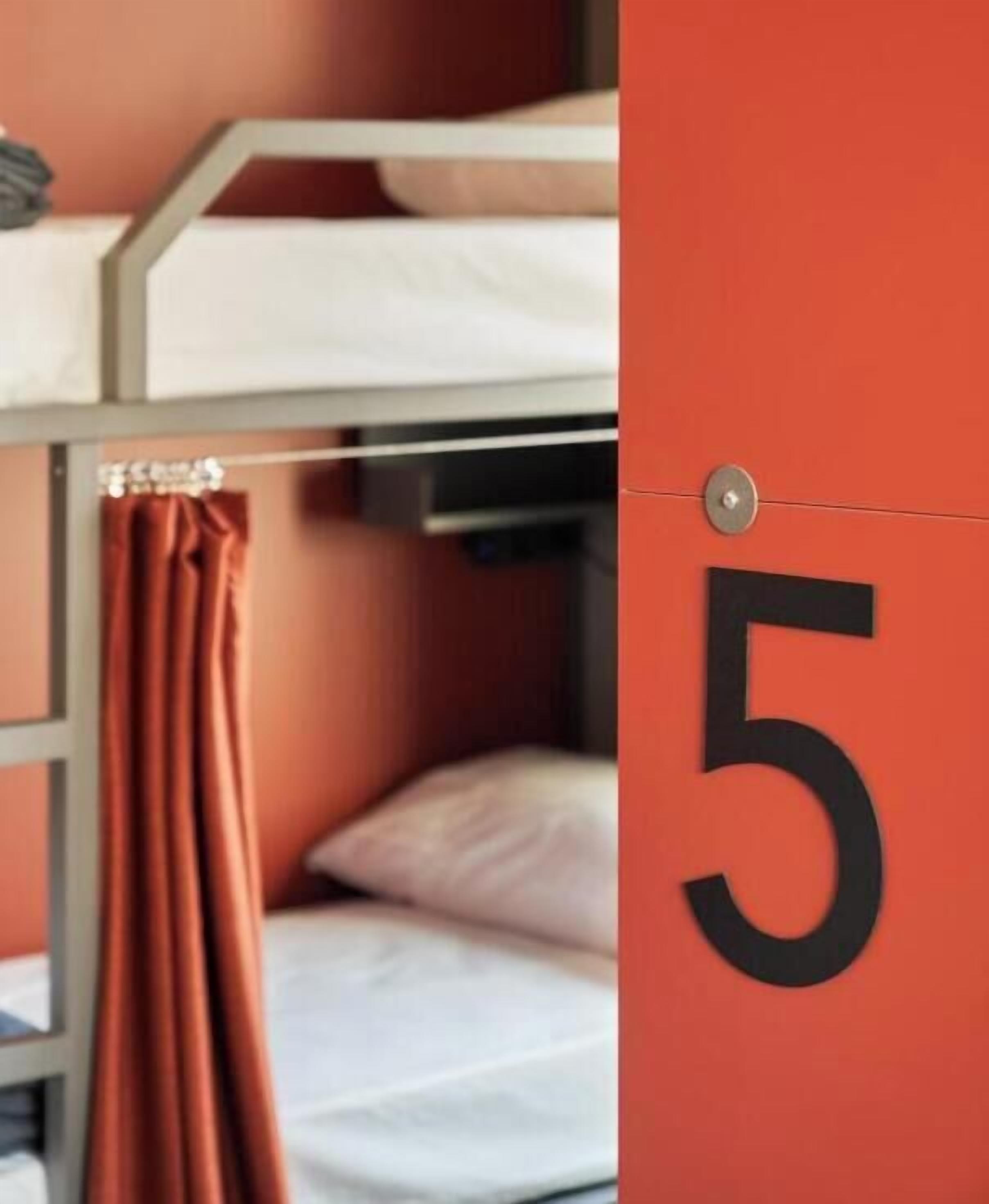 Free WiFi, bed sheets, wheelchair access