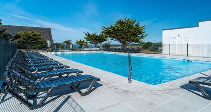 200m de la Plage | Terrasse Privée + Kitchenette