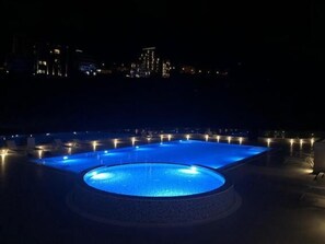 Außenpool (je nach Saison geöffnet)