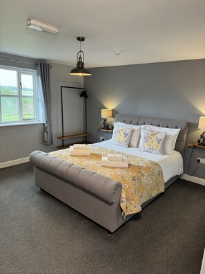 Classic-Doppelzimmer, Flussblick