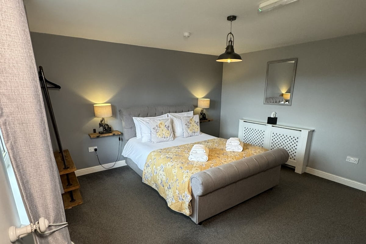 Phòng đôi phong cách cổ điển, quang cảnh sông