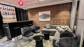 Familielejlighed - balkon - byudsigt | Lobby