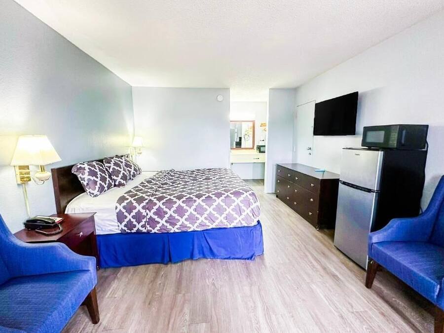 Luxury-Zimmer | Bügeleisen/Bügelbrett, WLAN