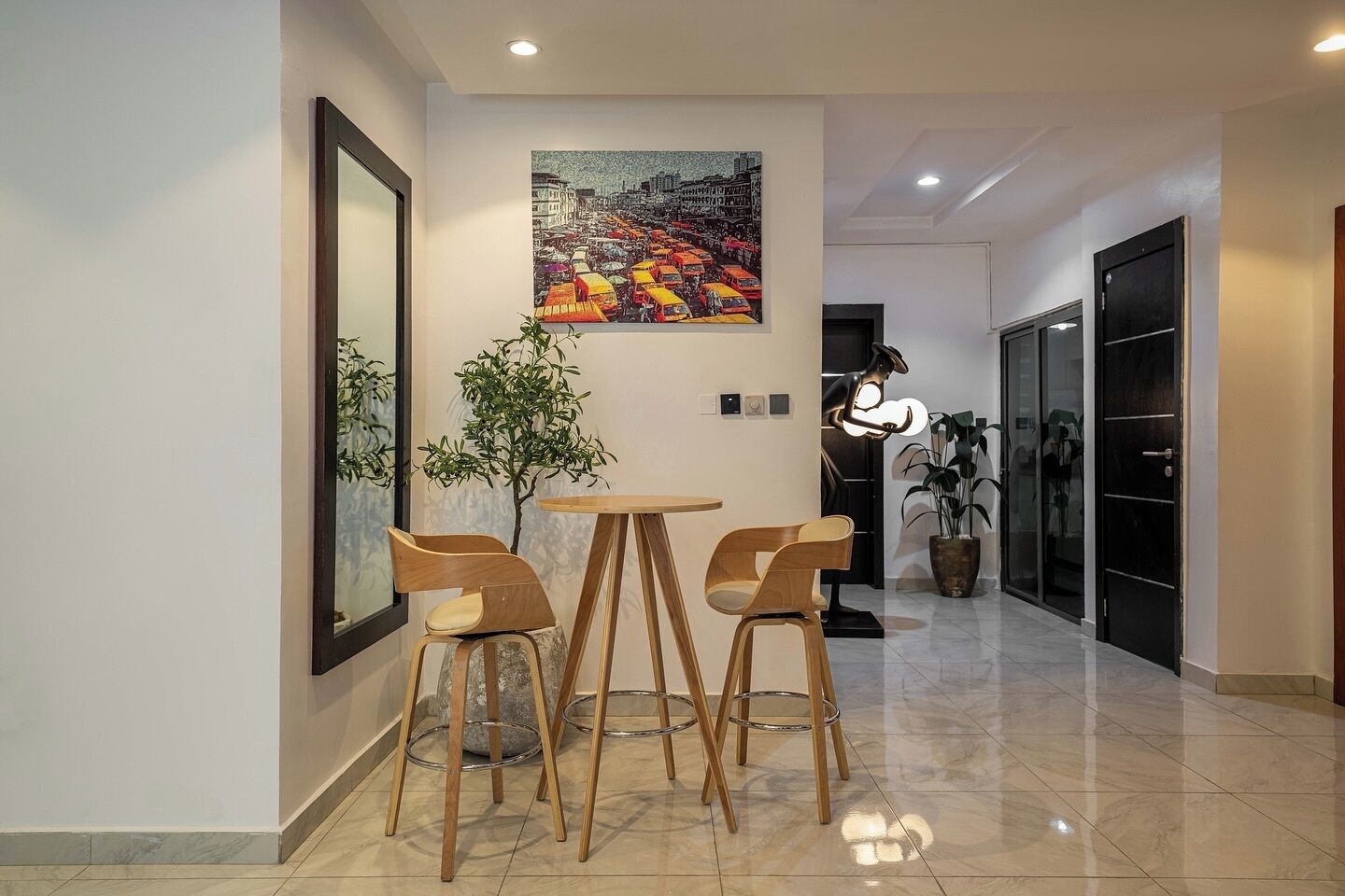 Deluxe Apartment, Balcony, City View | Interior