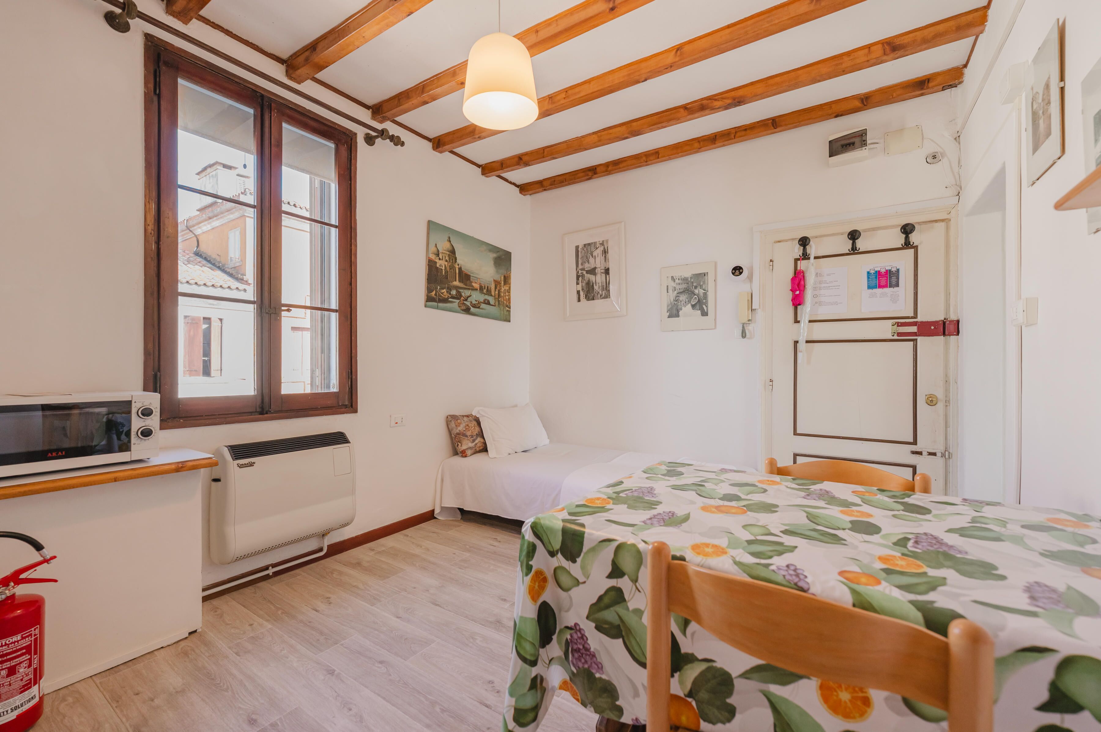 アパートメント | 内装