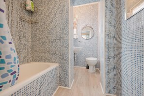 Bathroom - Lagoon View  (Venice)