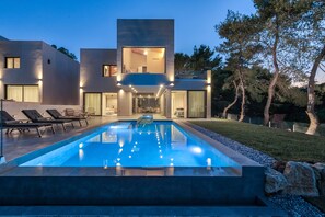 Pool - Luxury Villa Mon DIOM I, seafront (Βασιλικός)
