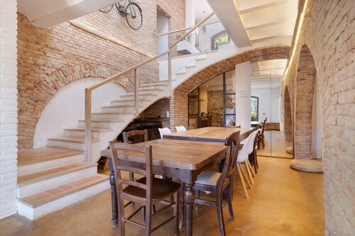 Casa Vella Del Panta: Ferienhaus mit Meerblick, privatem Pool und WLAN