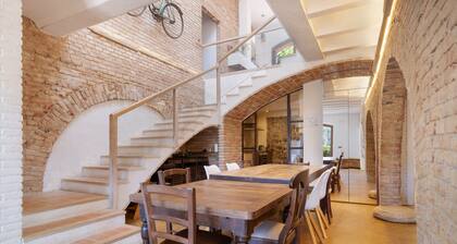 Casa Vella Del Panta: Ferienhaus mit Meerblick, privatem Pool und WLAN