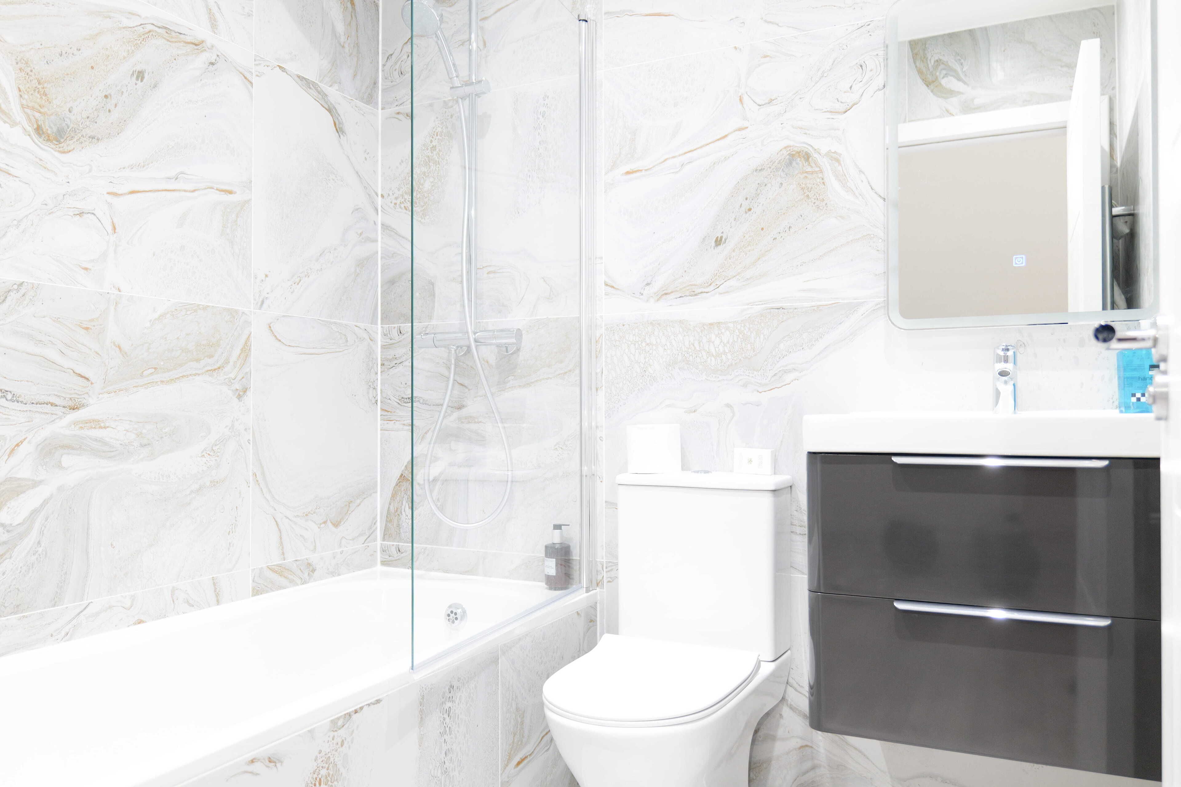 Comfort Apartment | Bathroom