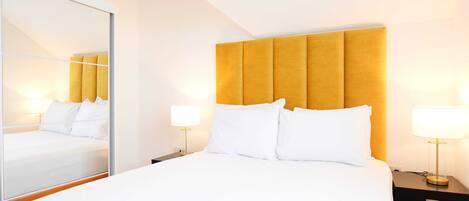 Comfort Apartment | Iron/ironing board, free WiFi