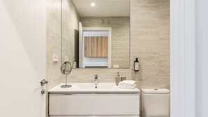Bathroom - Waou Eurobuilding 2 - I (Madrid)